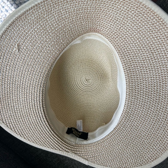 Magid hat 100% paper sun tan sand color hat - Picture 4 of 5